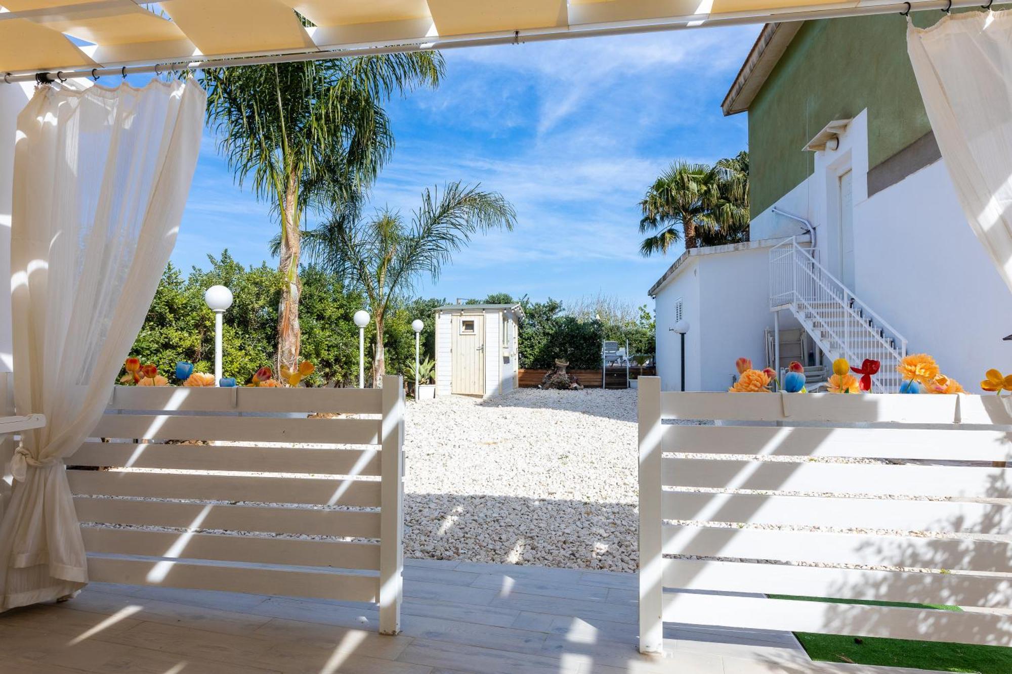 Oasi Siciliana Apartment Теразини Екстериор снимка